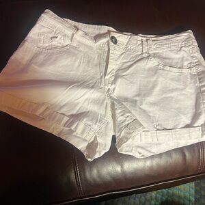 Jolt White Short